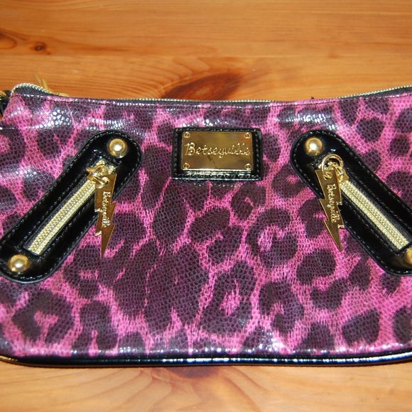 Betsey Johnson BETSEYVILLE Pink & Black leopard fabric & Leather hand bag CLUTCH - Picture 2 of 4